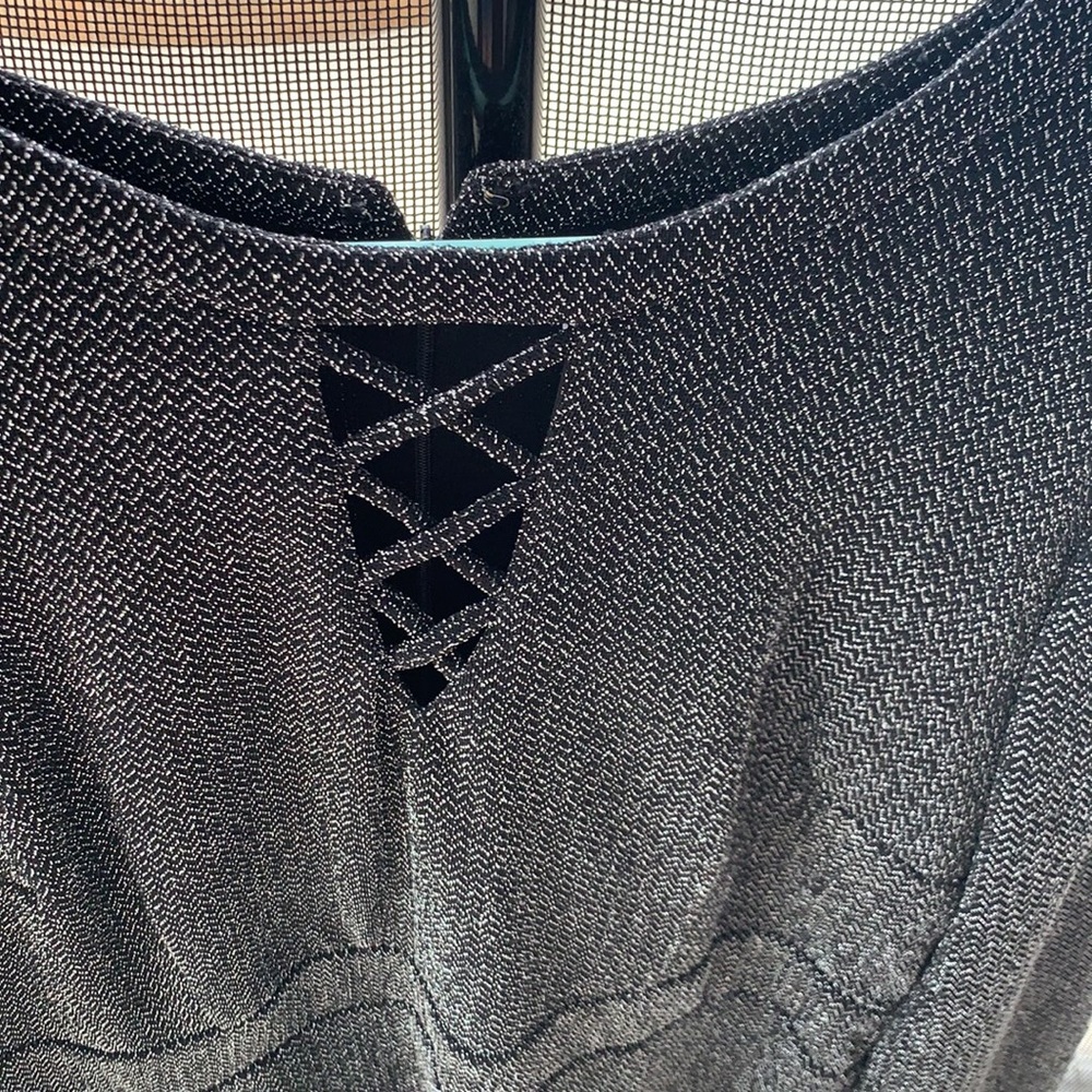 ⭐️⭐️Shimmering silver & black dress⭐️⭐️